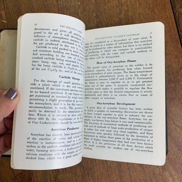 Vintage Hardcover Book The Oxy-Acetylene Weldor's Handbook 6th Edition 1960 - Picture 9 of 16